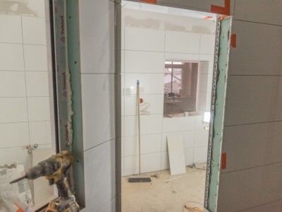 Adaptacja pomieszczeń na jadalnię w Kosobudach. 