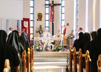 75-LECIE POLSKIEJ PROWINCJI ZGROMADZENIA SIÓSTR FRANCISZKANEK