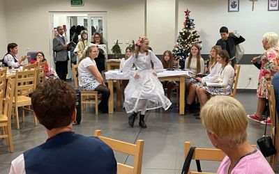 SP LUBNIA: Jasełka Kaszubskie na wieczorze wigilijnym w świetlicy wiejskiej w Lubni