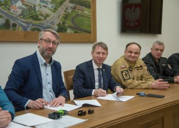 2,7 MLN Z POLSKIEGO ŁADU NA WSPARCIE SYSTEMU RATOWNICTWA W JEDNOSTKACH OSP BRUSY I CZAPIEWICE